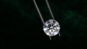 Read more about the article Best 1 Carat Diamond Buyers 2026: Top 5 Ranked